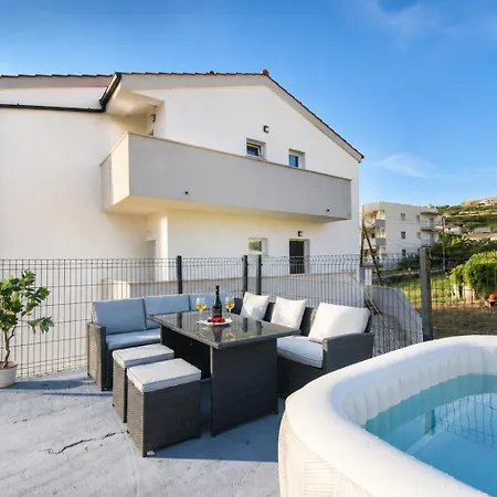 Blue Pearl Exclusive - First Row To The Sea With Spa, Znjan Beach,1st Floor Appartement *