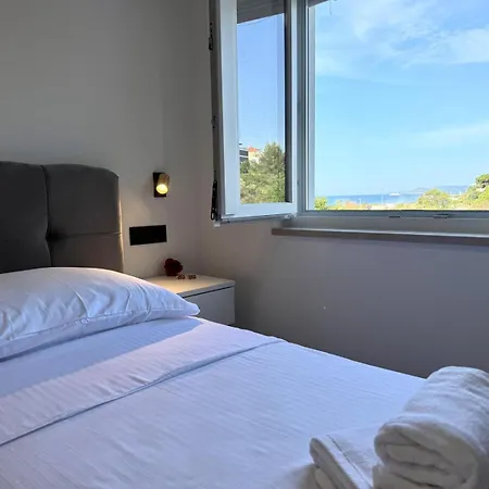 Appartement Blue Pearl Exclusive - First Row To The Sea With Spa, Znjan Beach,1st Floor *