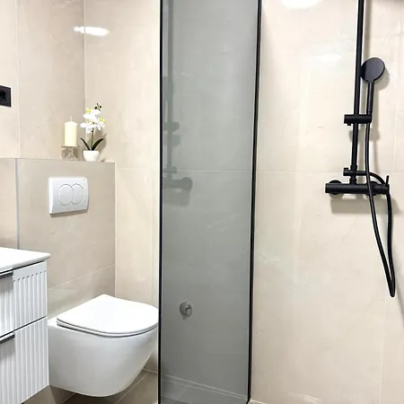 Appartement Blue Pearl Exclusive - First Row To The Sea With Spa, Znjan Beach,1st Floor *